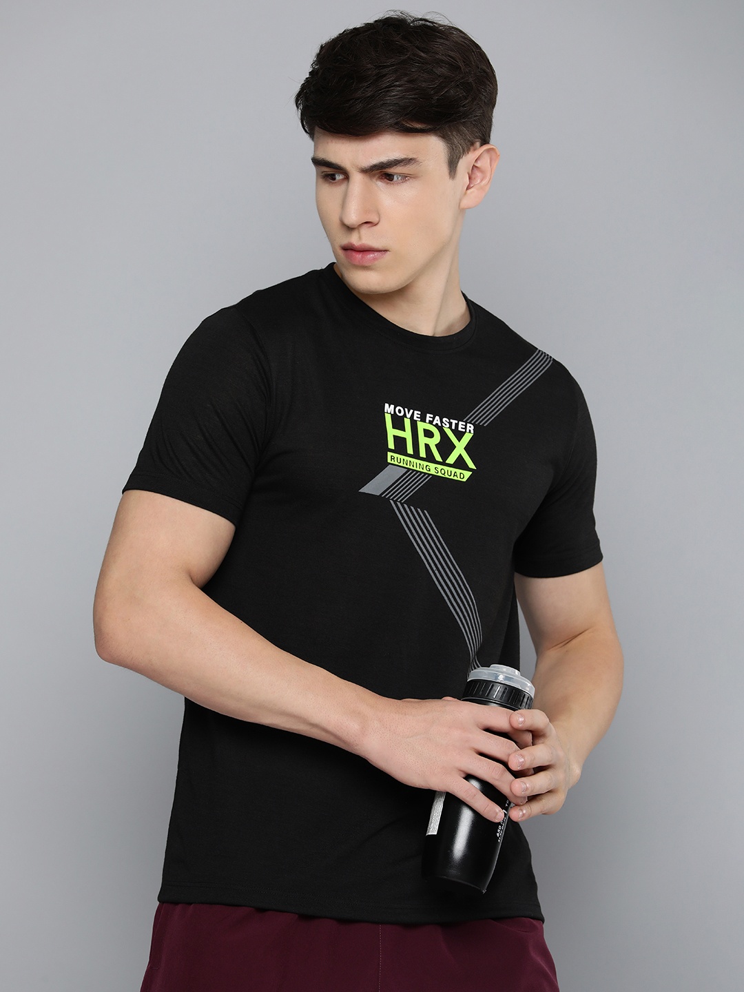 

HRX by Hrithik Roshan Graphic Brand Logo Printed Running T-shirt, Black
