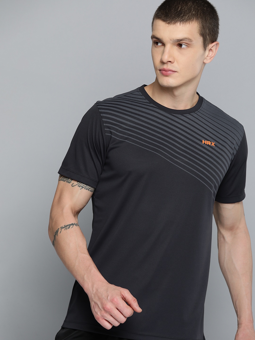 

HRX by Hrithik Roshan Striped Rapid-Dry Training T-shirt, Charcoal