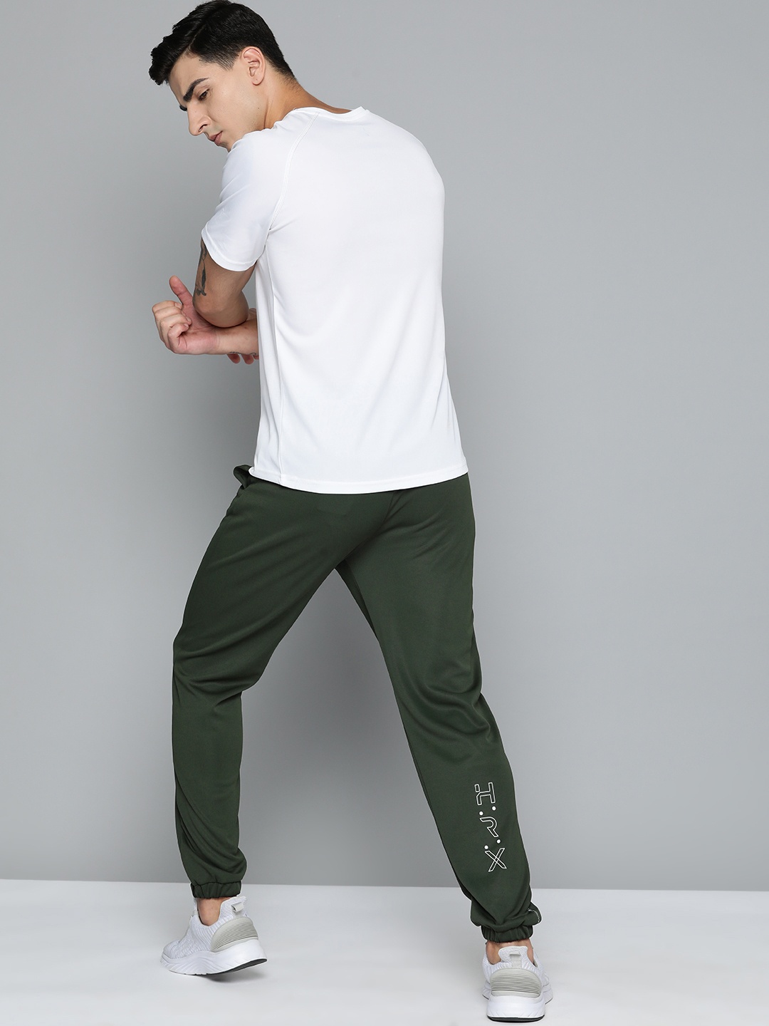 

HRX by Hrithik Roshan Men Rapid-Dry Training Joggers, Olive
