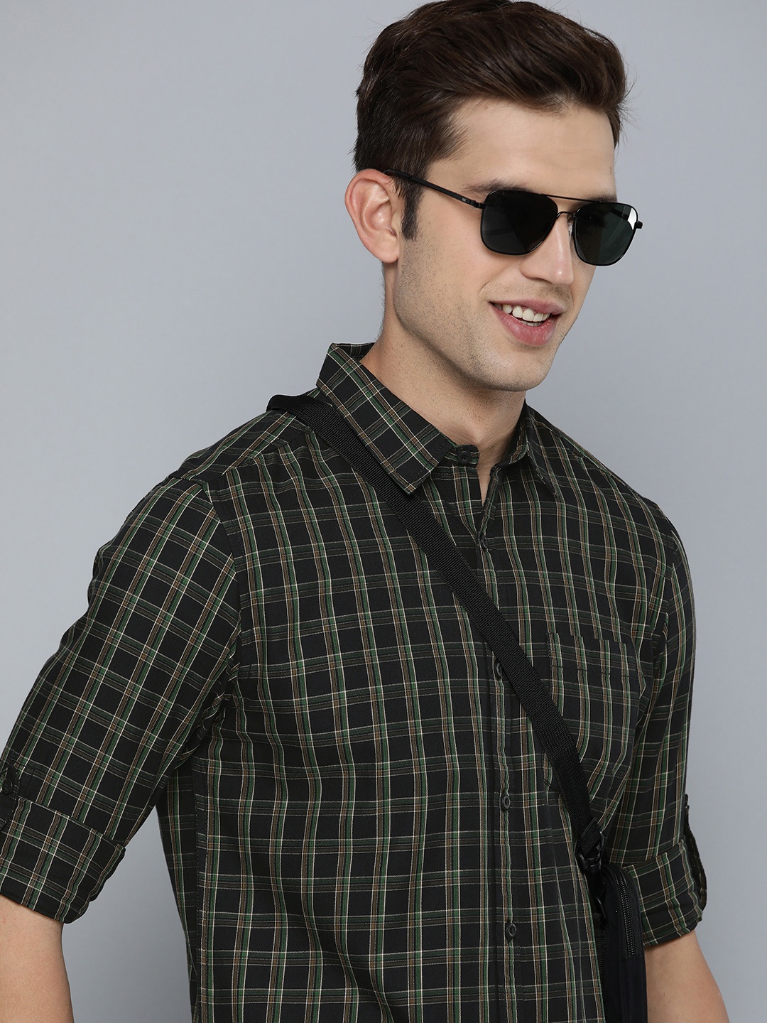 

HERE&NOW Men Pure Cotton Slim Fit Tartan Checks Casual Shirt, Black