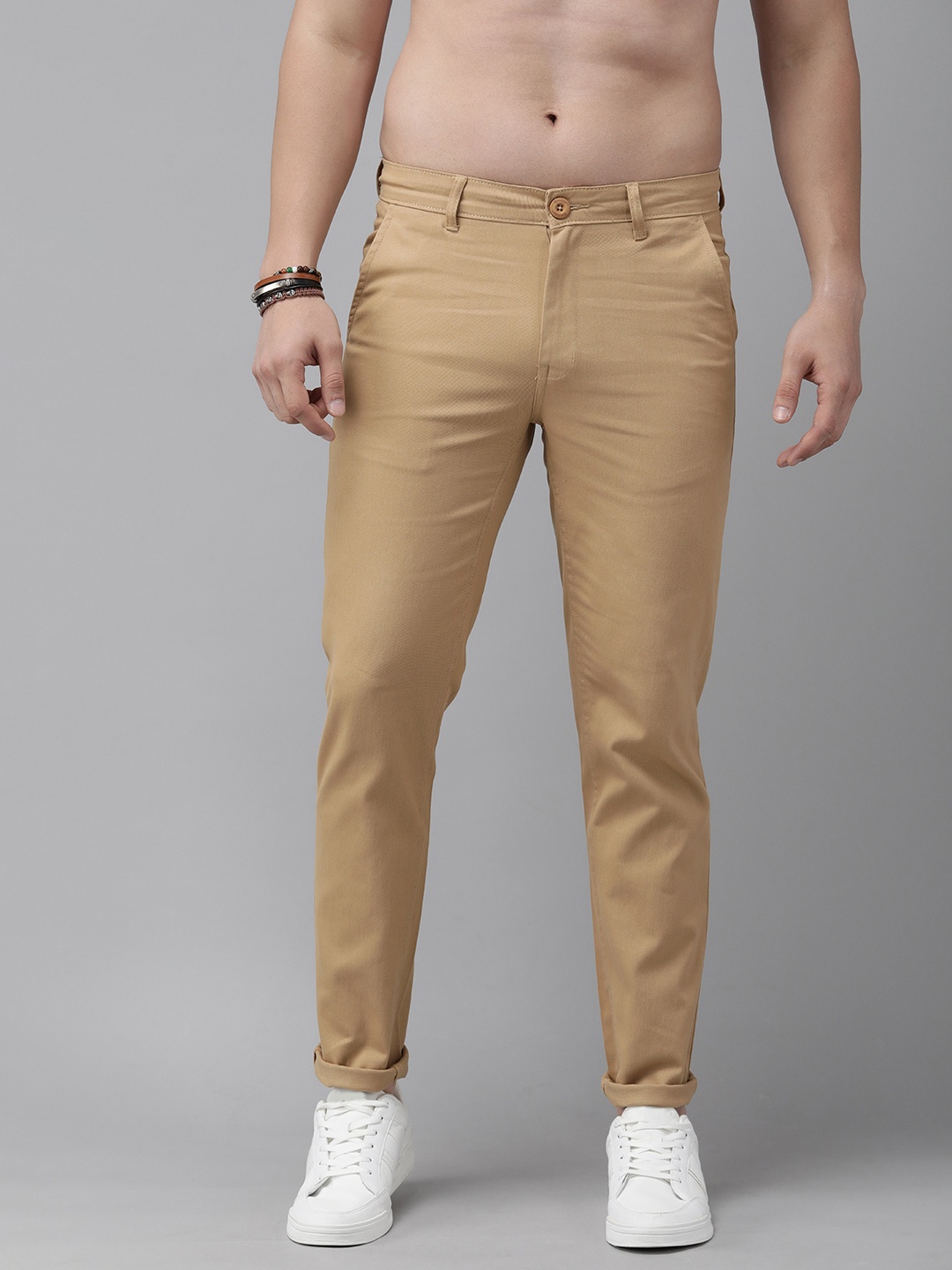 

The Roadster Life Co. Men Textured Chino Trousers, Khaki