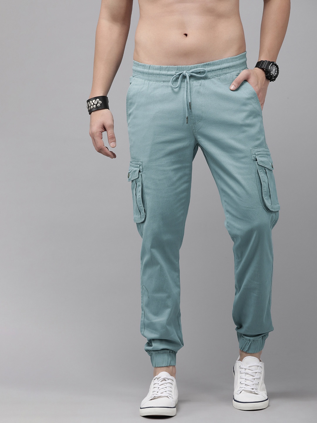 

The Roadster Life Co. Men Mid-Rise Cargo Style Joggers, Teal