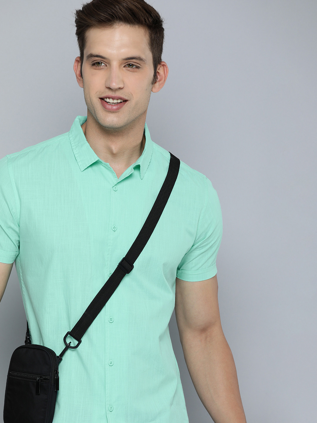 

HERE&NOW Men Pure Cotton Slim Fit Solid Cuban Collar Casual Shirt, Green