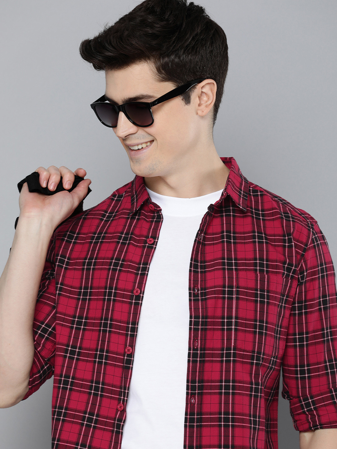 

HERE&NOW Slim Fit Checked Pure Cotton Casual Shirt, Red