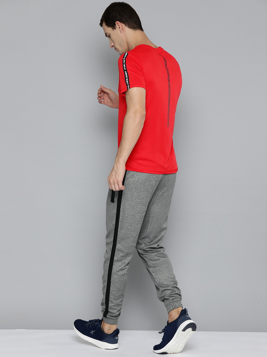 

HRX by Hrithik Roshan Men Rapid-Dry Training T-shirt, Red