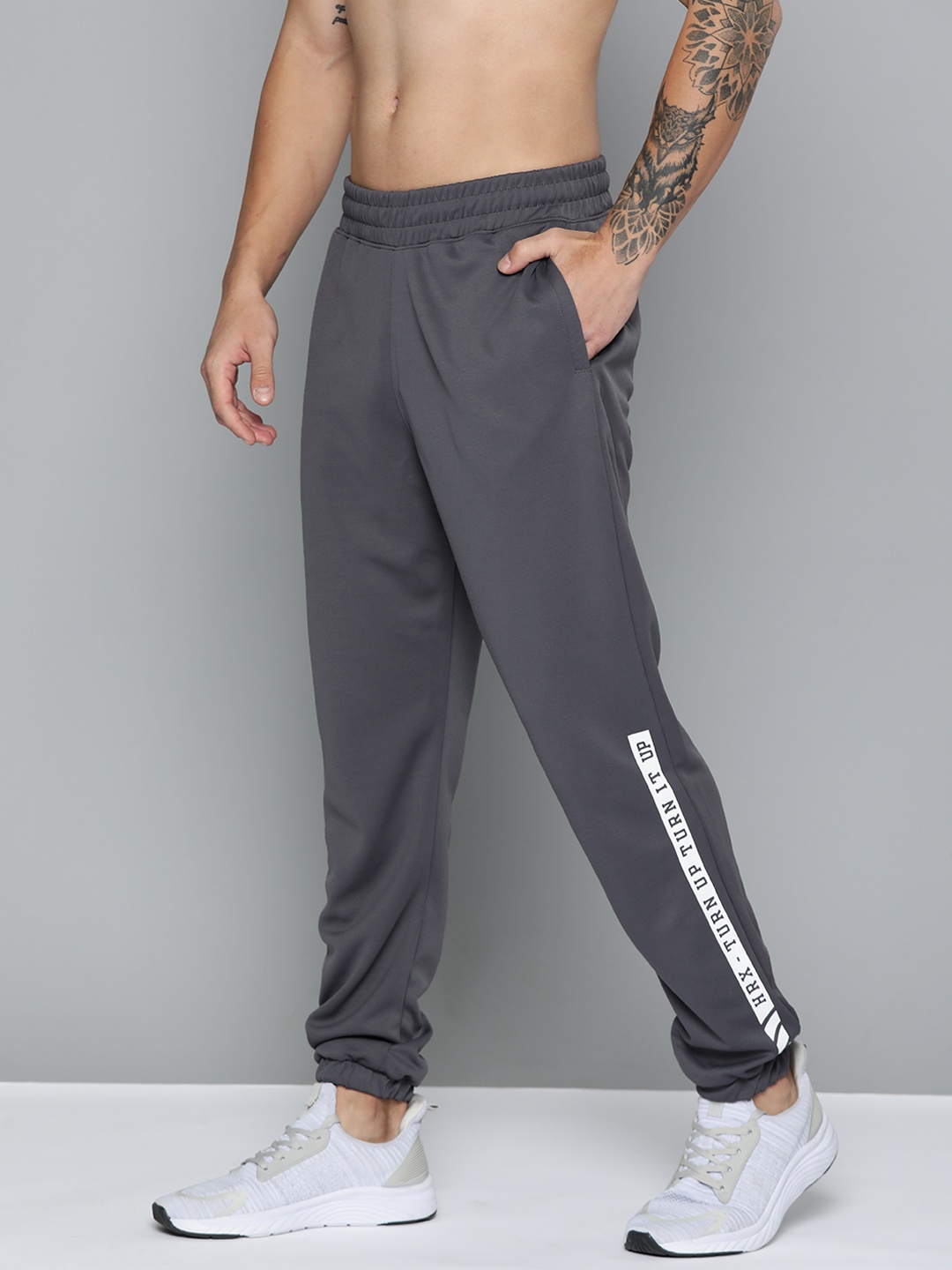 

HRX by Hrithik Roshan Men Rapid-Dry Training Joggers, Charcoal