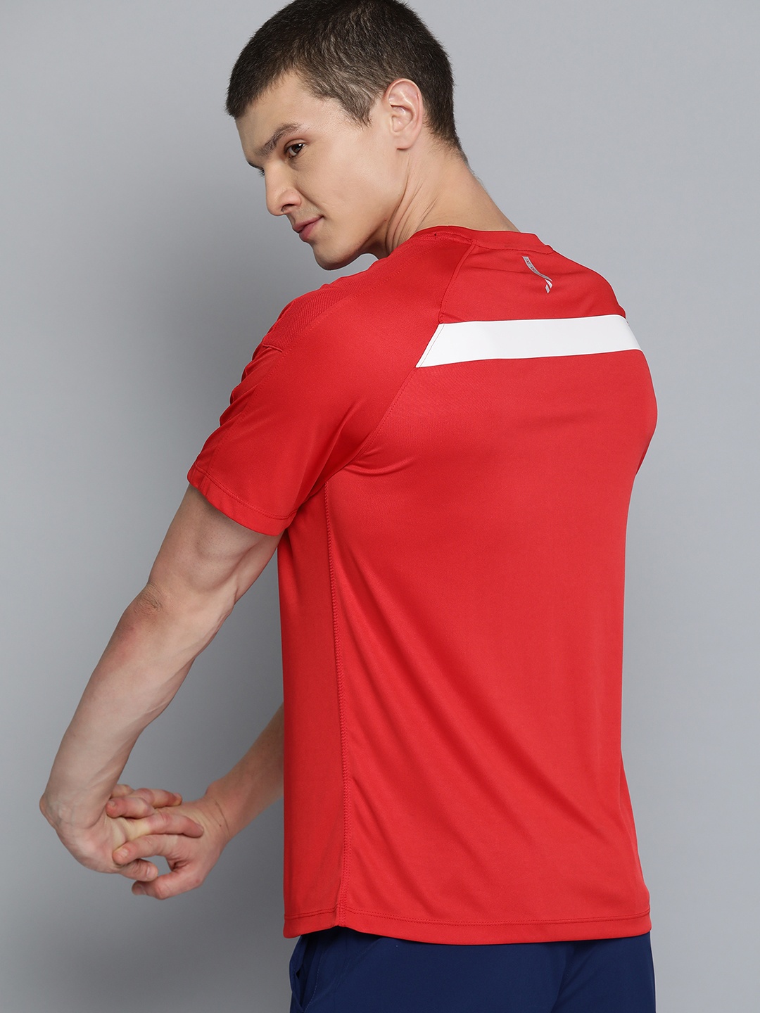 

HRX by Hrithik Roshan Rapid-Dry Training T-shirt, Red