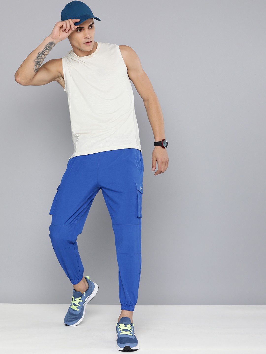 

HRX by Hrithik Roshan Men Antimicrobial Finish Training Rapid-Dry Sports Joggers, Blue