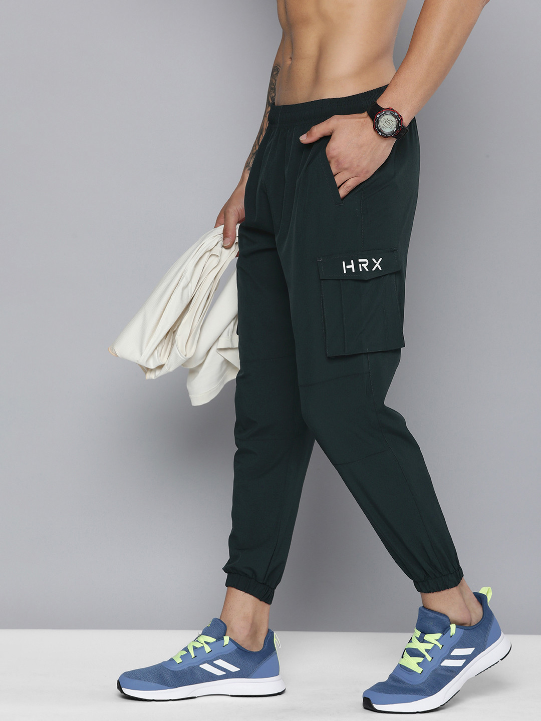 

HRX by Hrithik Roshan Men Antimicrobial Finish Rapid-Dry Training Joggers Track Pants, Grey