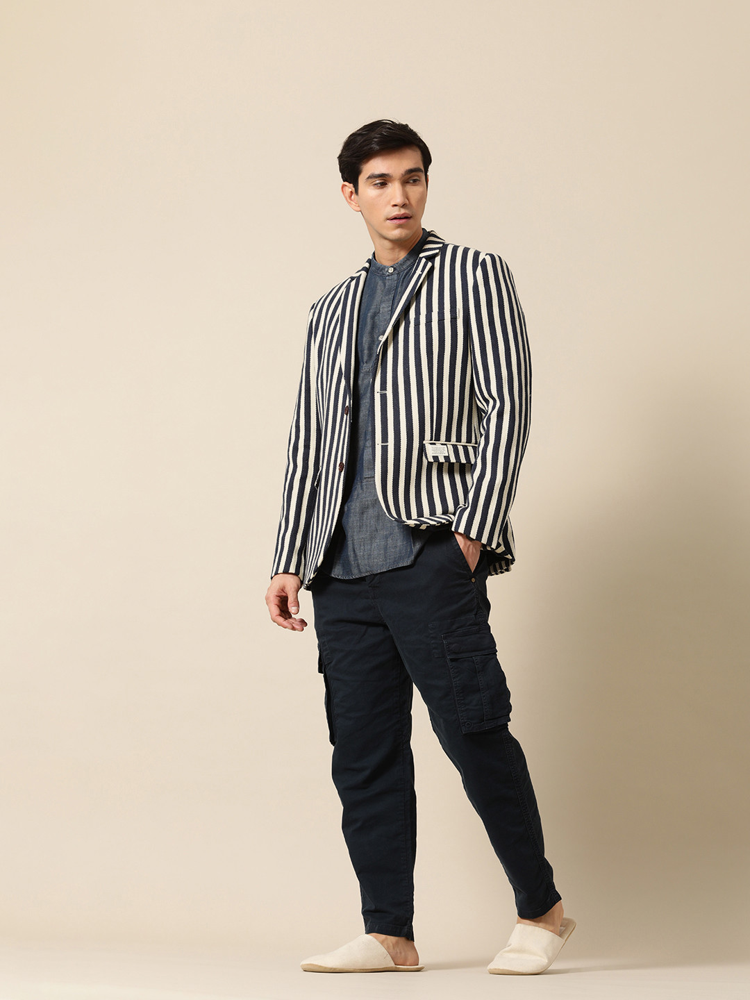 

Mr. Bowerbird Tailored-Fit Self-Striped Pure Cotton Single Breasted Casual Blazer, Navy blue