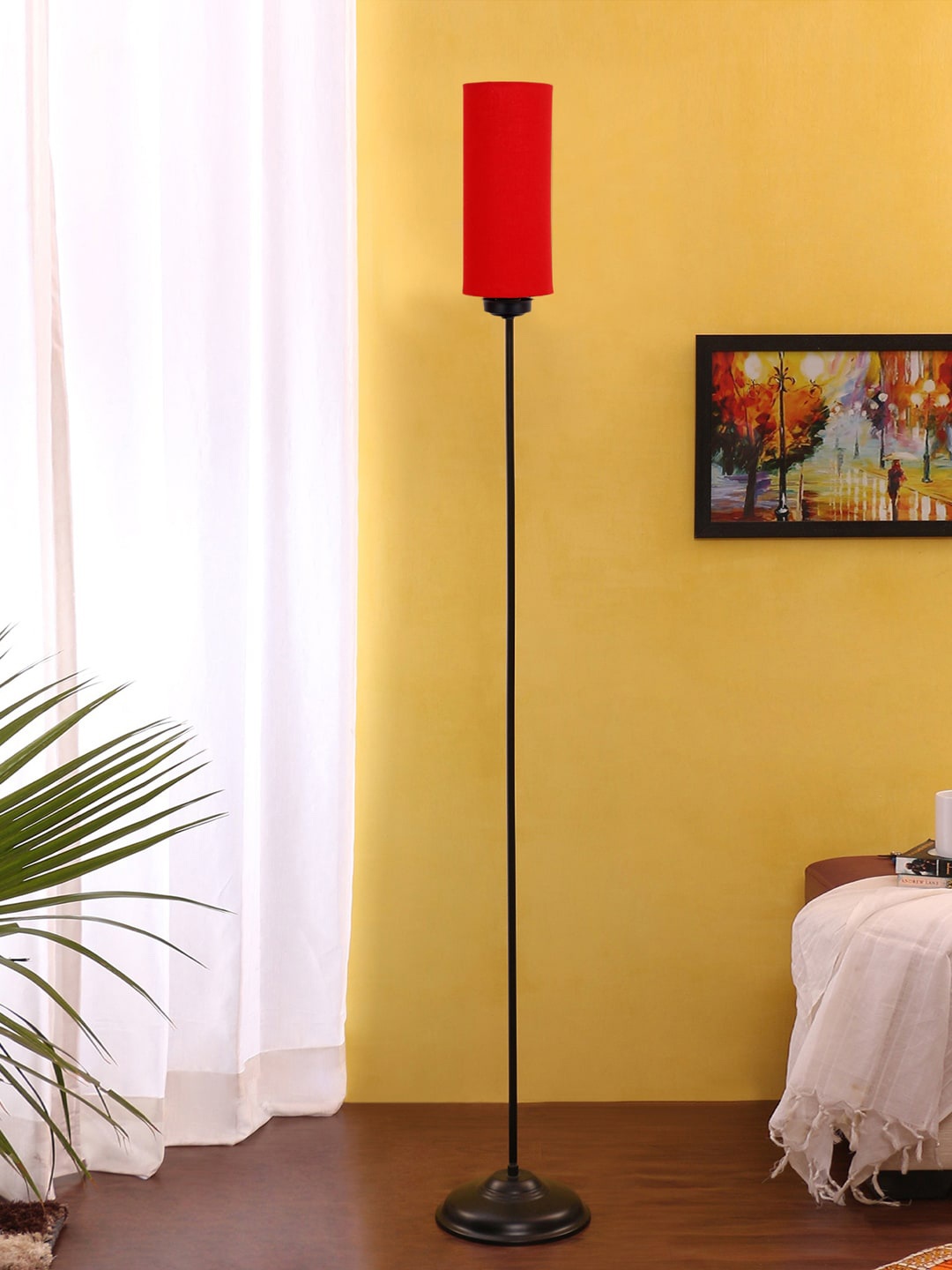 

Devansh Red & Black Thin Iron Floor Lamp With Cylindrical Cotton Shade