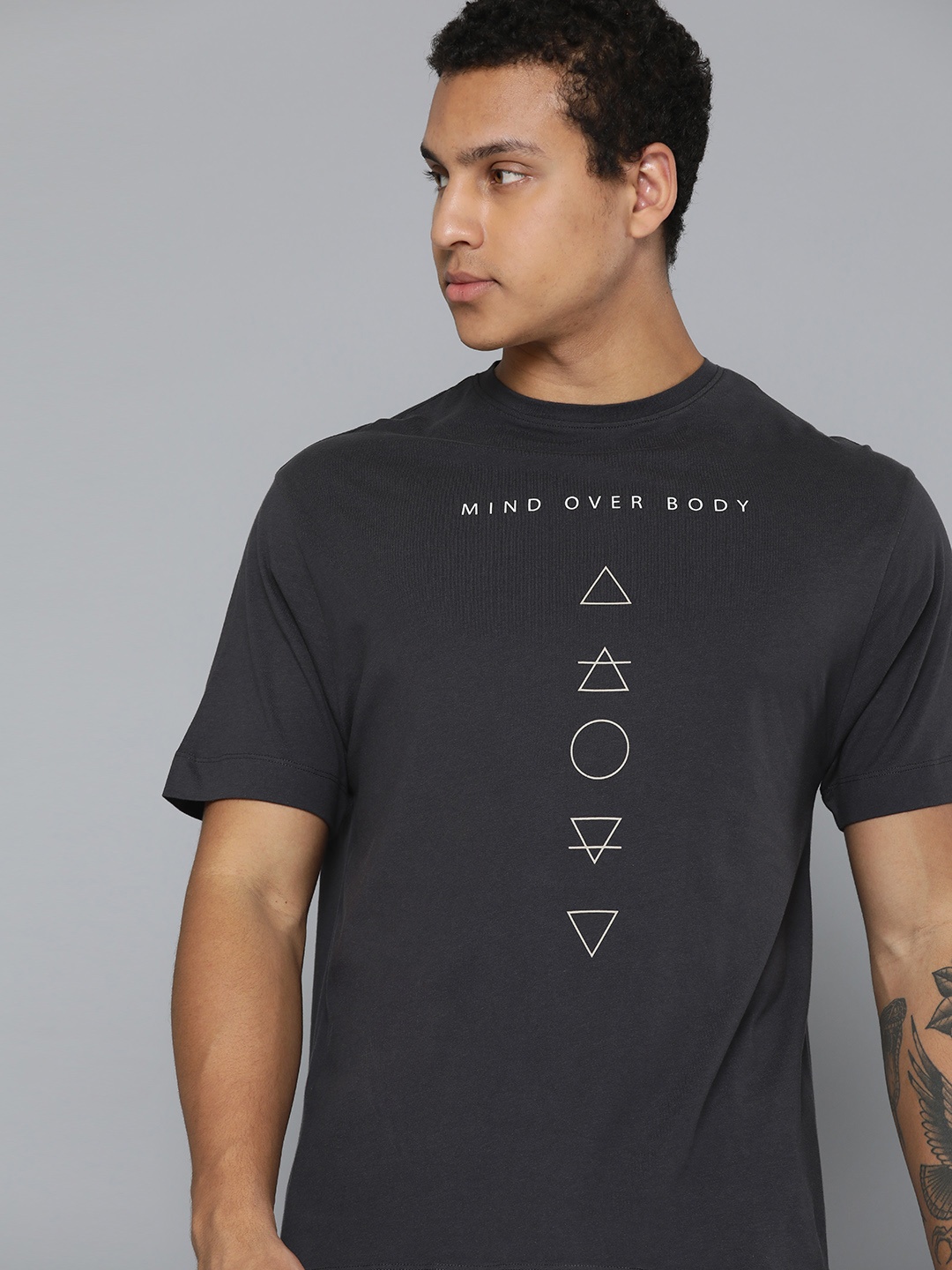 

HRX by Hrithik Roshan Printed Pure Cotton Anti Fit Yoga T-shirt, Charcoal