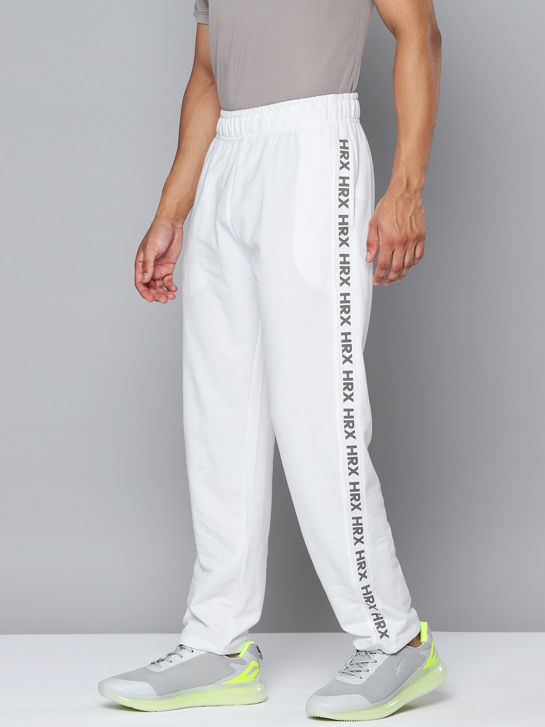 

HRX by Hrithik Roshan Men Lifestyle Track Pants, White