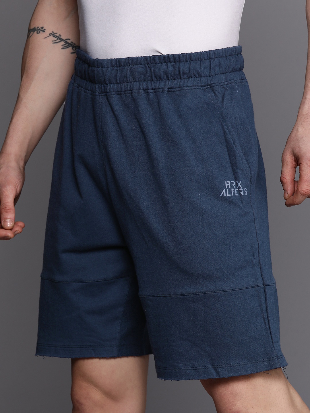 

HRX by Hrithik Roshan Men Typography Detailed Pre Cotton Shorts, Navy blue
