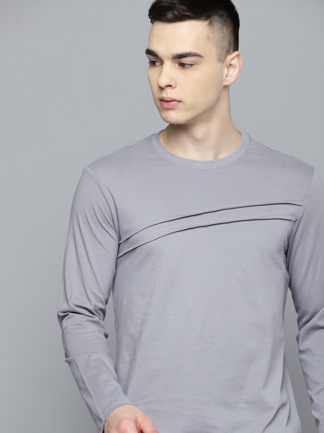 

HRX by Hrithik Roshan Men Pure Cotton Lifestyle T-shirt, Grey