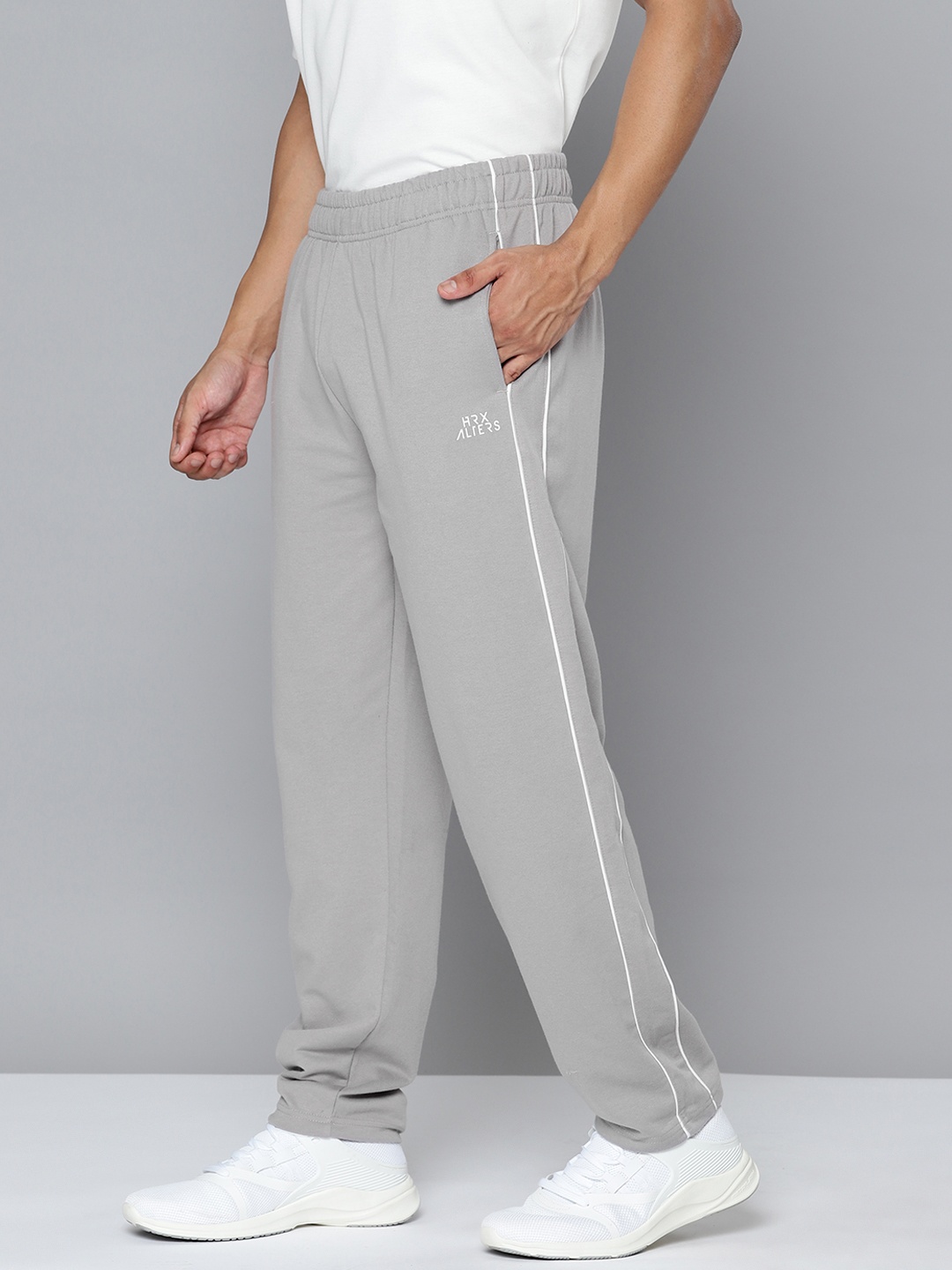 

HRX by Hrithik Roshan Men Lifestyle Track Pants, Grey