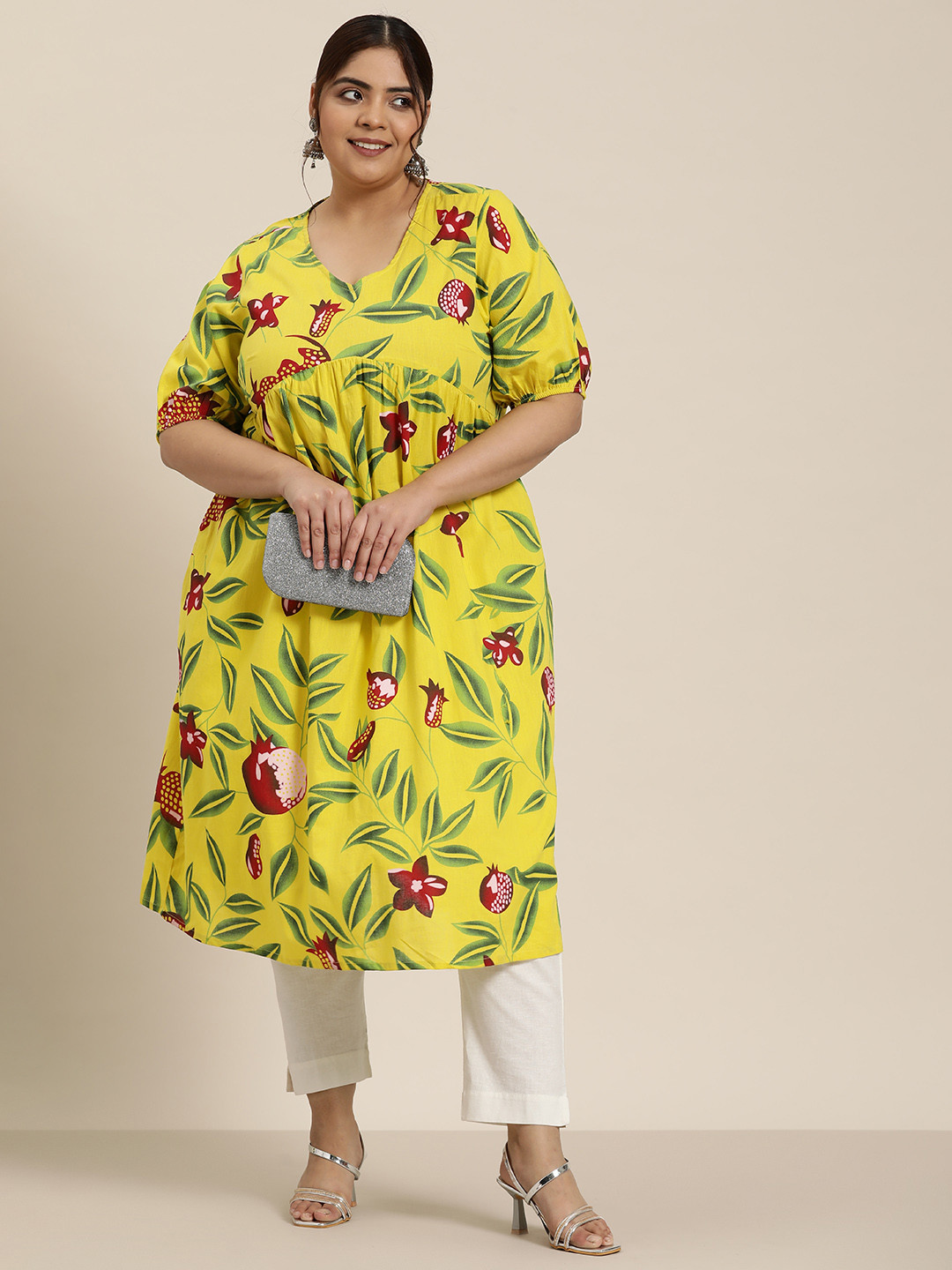 

Sztori Women Plus Size Floral Print Kurta, Yellow