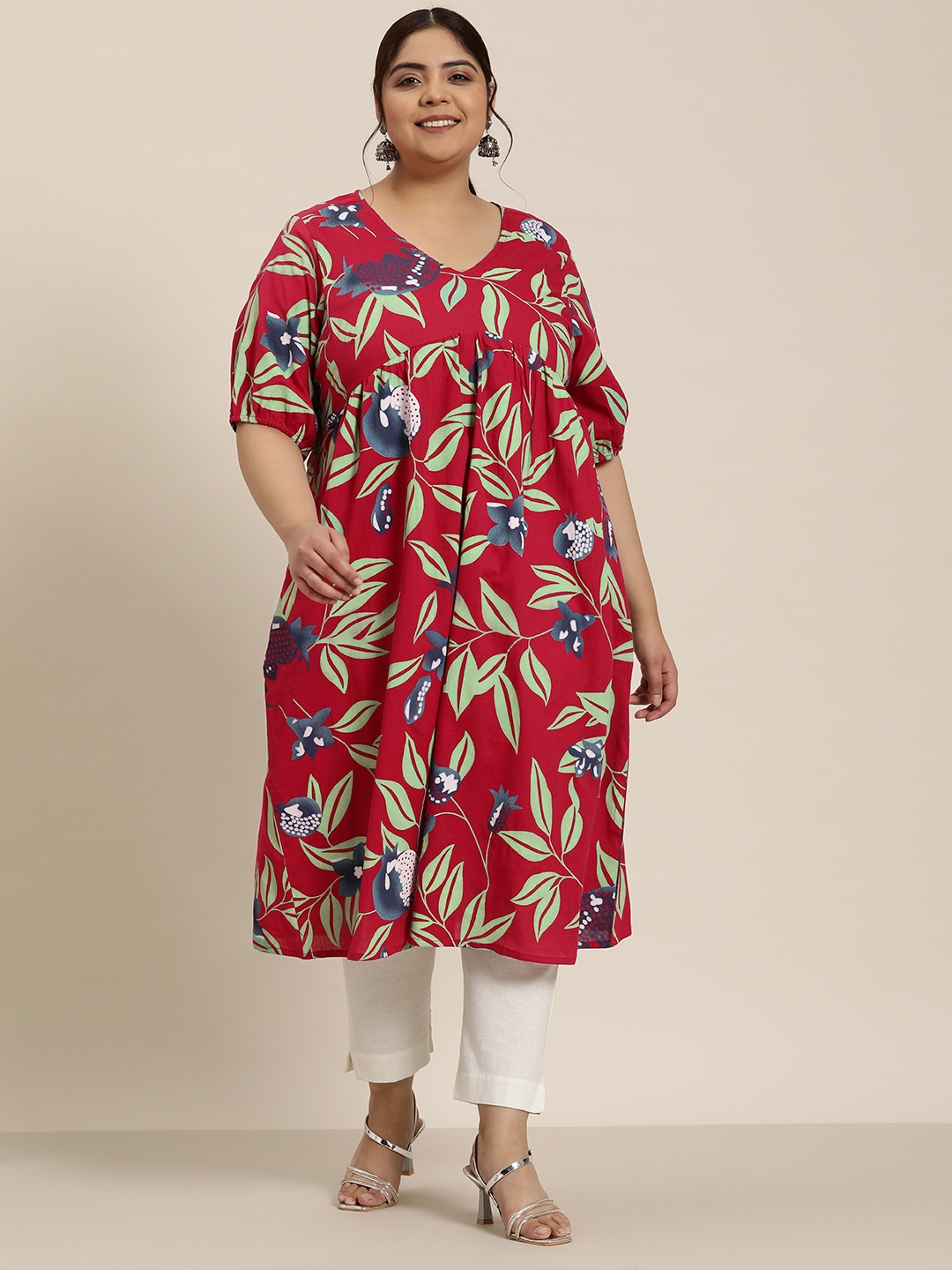 

Sztori Women Plus Size Floral Print Kurta, Red