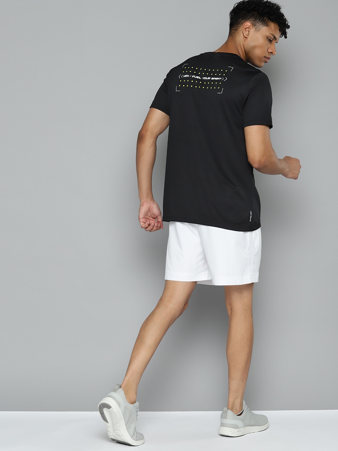 

HRX by Hrithik Roshan Rapid Dry Typography Printed T-shirt, Black