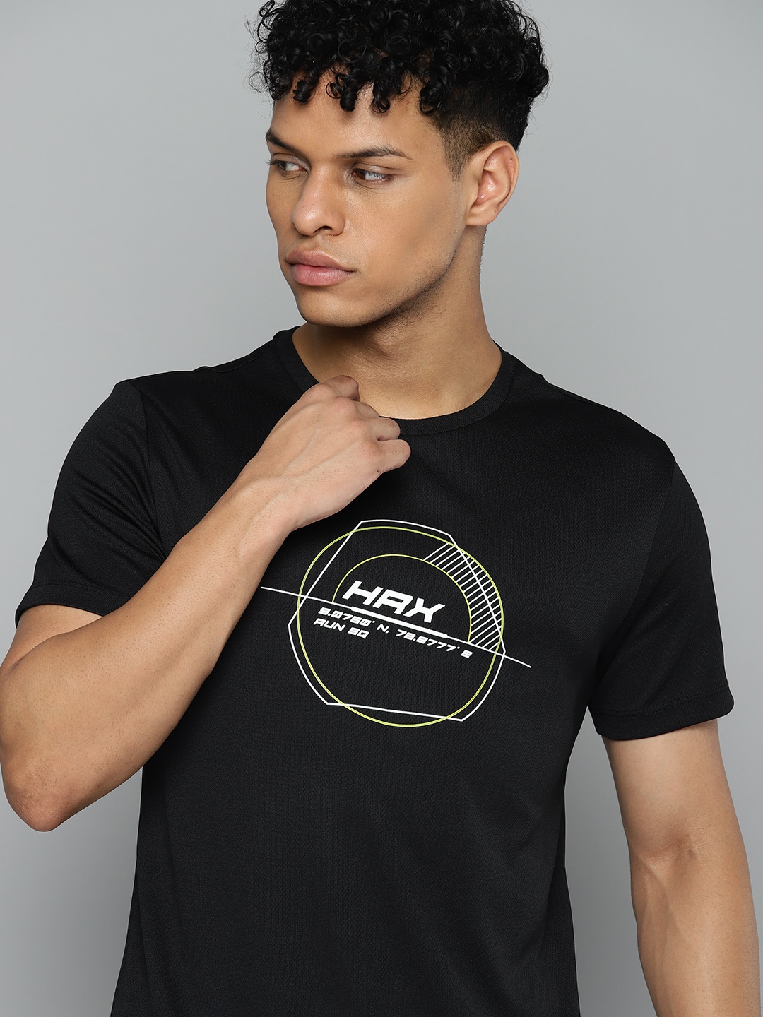 

HRX by Hrithik Roshan Brand Logo Printed Rapid Dry T-shirt, Black