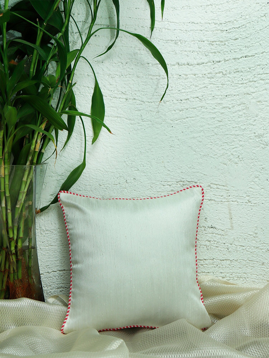 

ZEBA Off White & Red Piping Square Cushion Cover