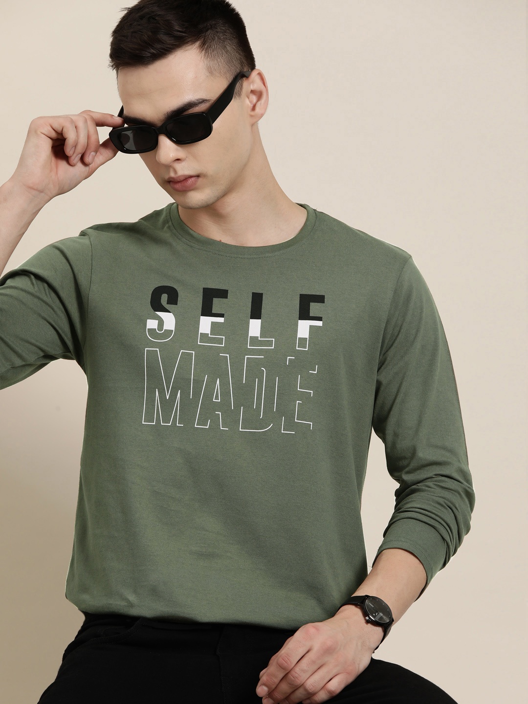 

Moda Rapido Men Olive Green & White Typography Printed T-shirt