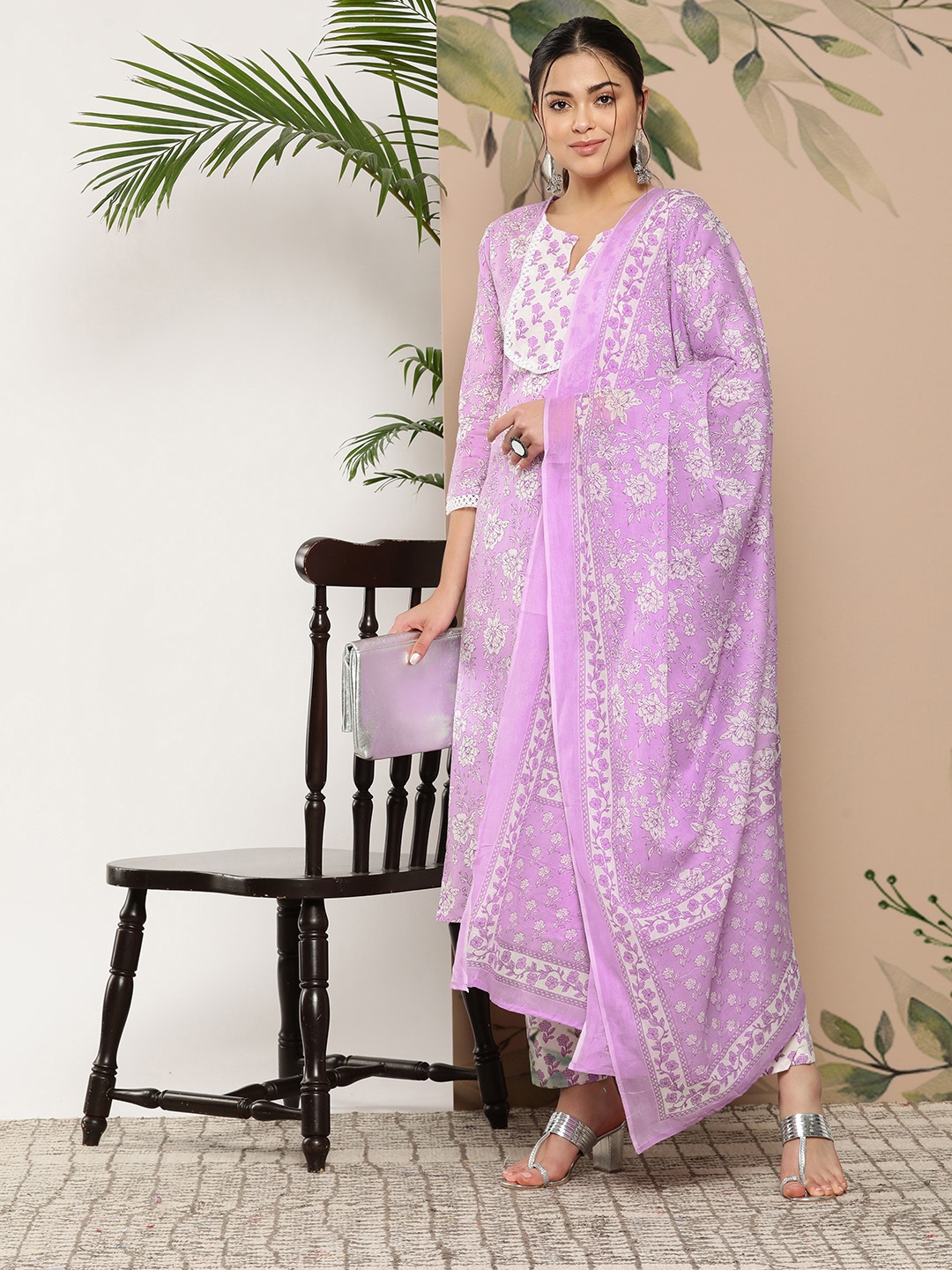 

Yufta Ethnic Motifs Printed Pure Cotton Kurta With Trousers & With Dupatta, Lavender