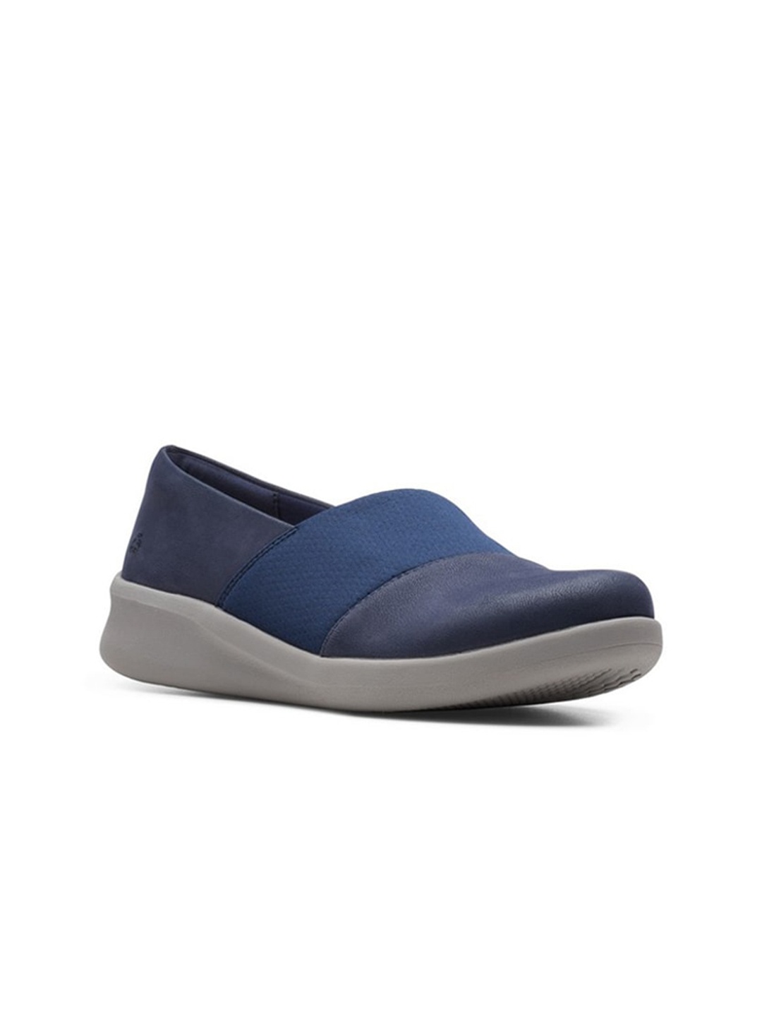 

Clarks Women Colourblocked Lightweight Slip-On Sneakers, Navy blue