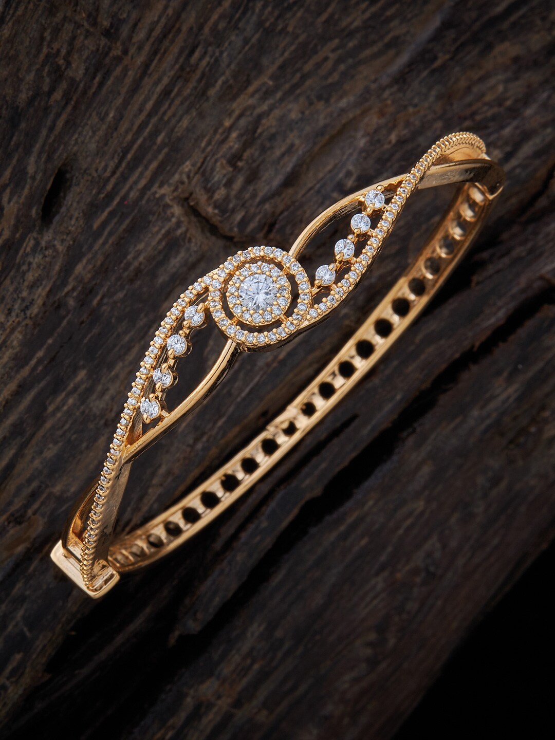 

Kushal's Fashion Jewellery Women Cubic Zirconia Gold-Plated Kada Bracelet