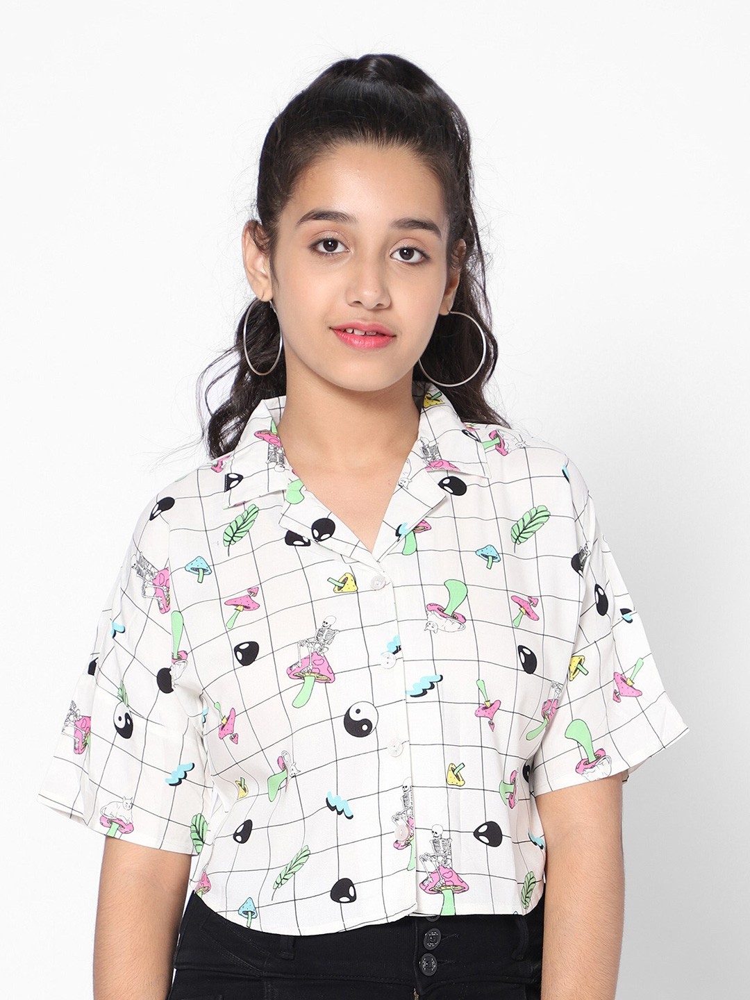 

TeenTrums Girls Conversational Print Shirt Style Crop Top, White