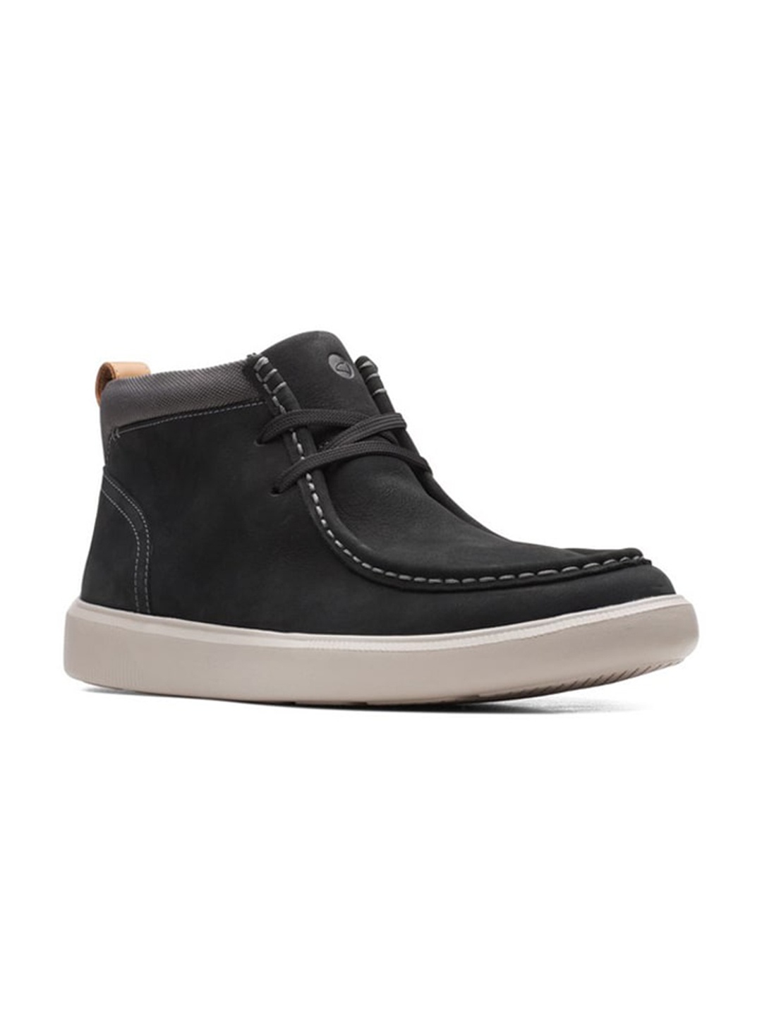 

Clarks Men Nubuck Lightweight Mid Top Sneakers, Black