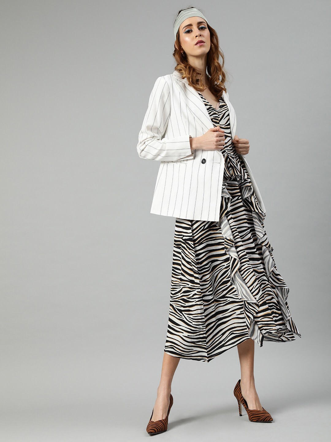 

Sera White Animal Printed Ruffles A-Line Midi Dress, Black