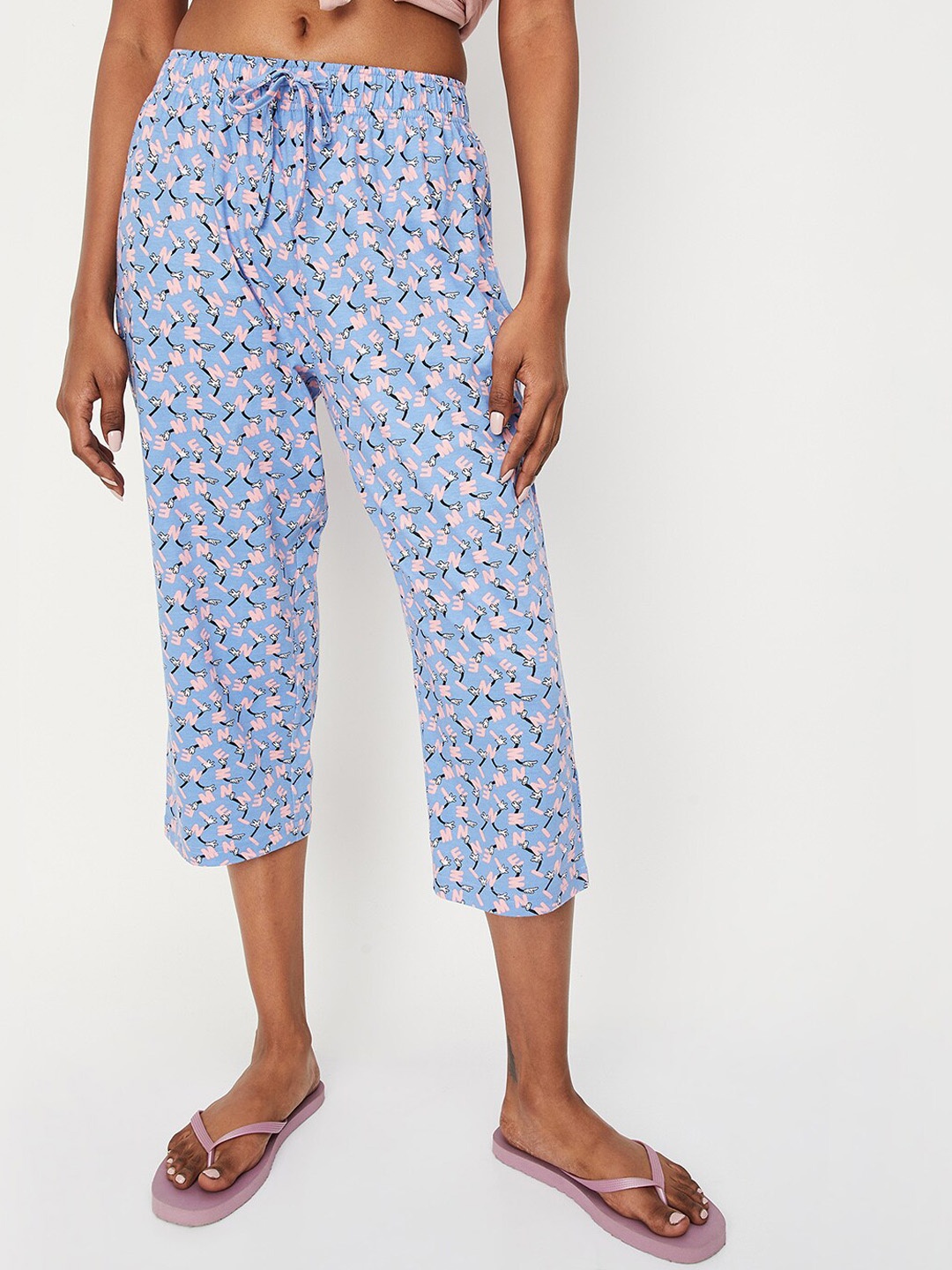 

max Women Mickey Mouse Printed Mid Rise Pure Cotton Capris, Blue