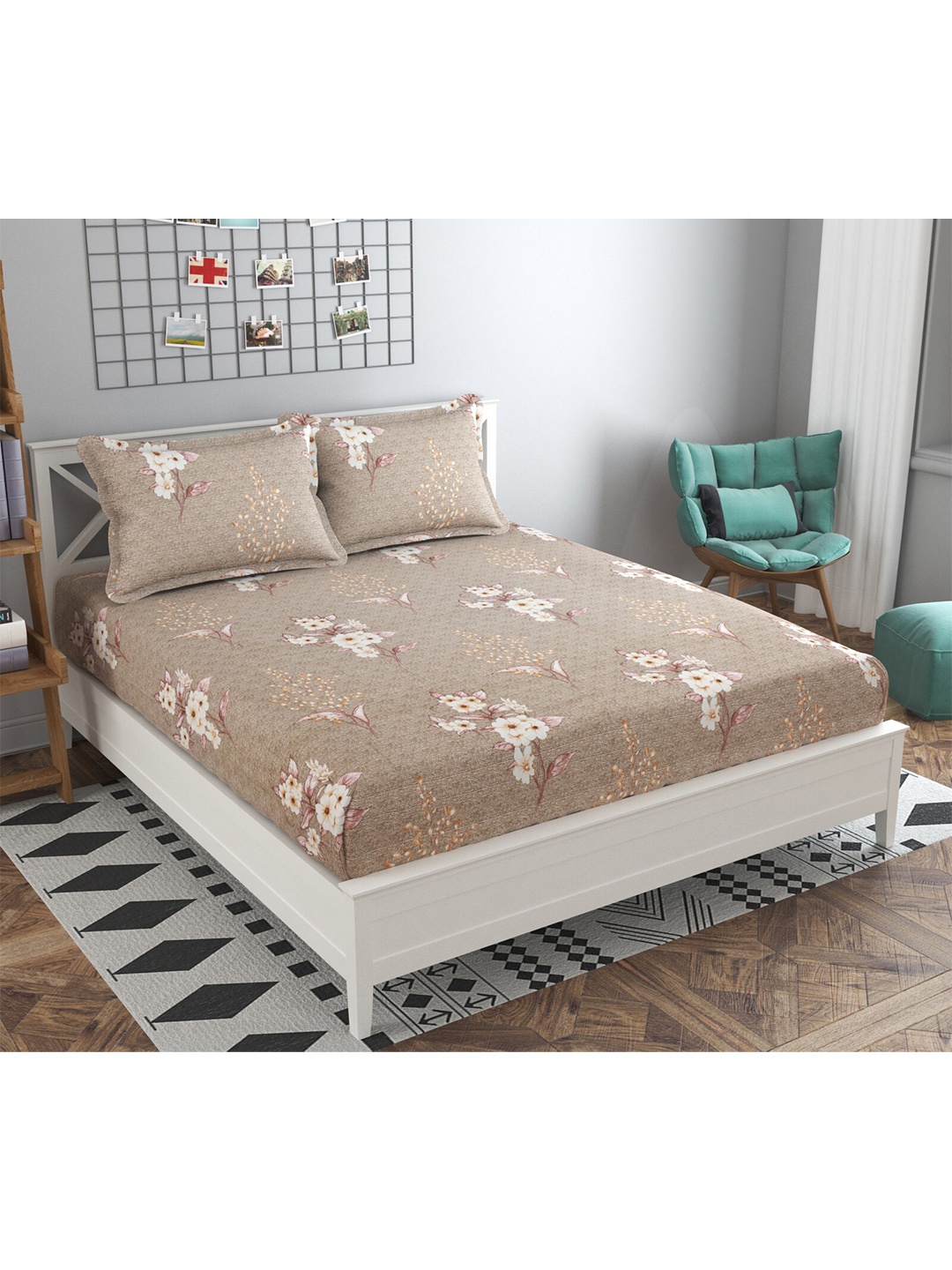 

PRESTO Taupe & Pink Floral 160 TC Pure Cotton Flat Queen Bedsheet with 2 Pillow Covers