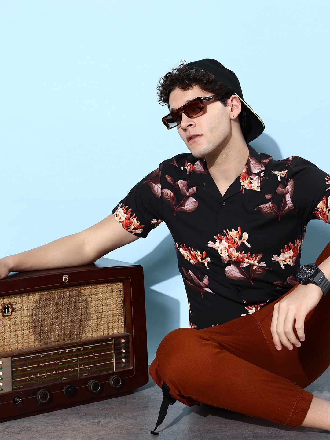 

Mast & Harbour Floral Printed Casual Shirt, Black