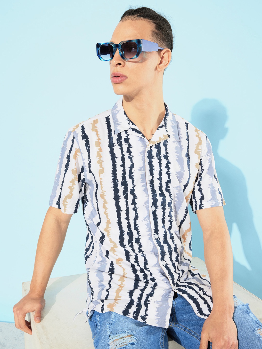 

Mast & Harbour Men Striped Casual Shirt, White