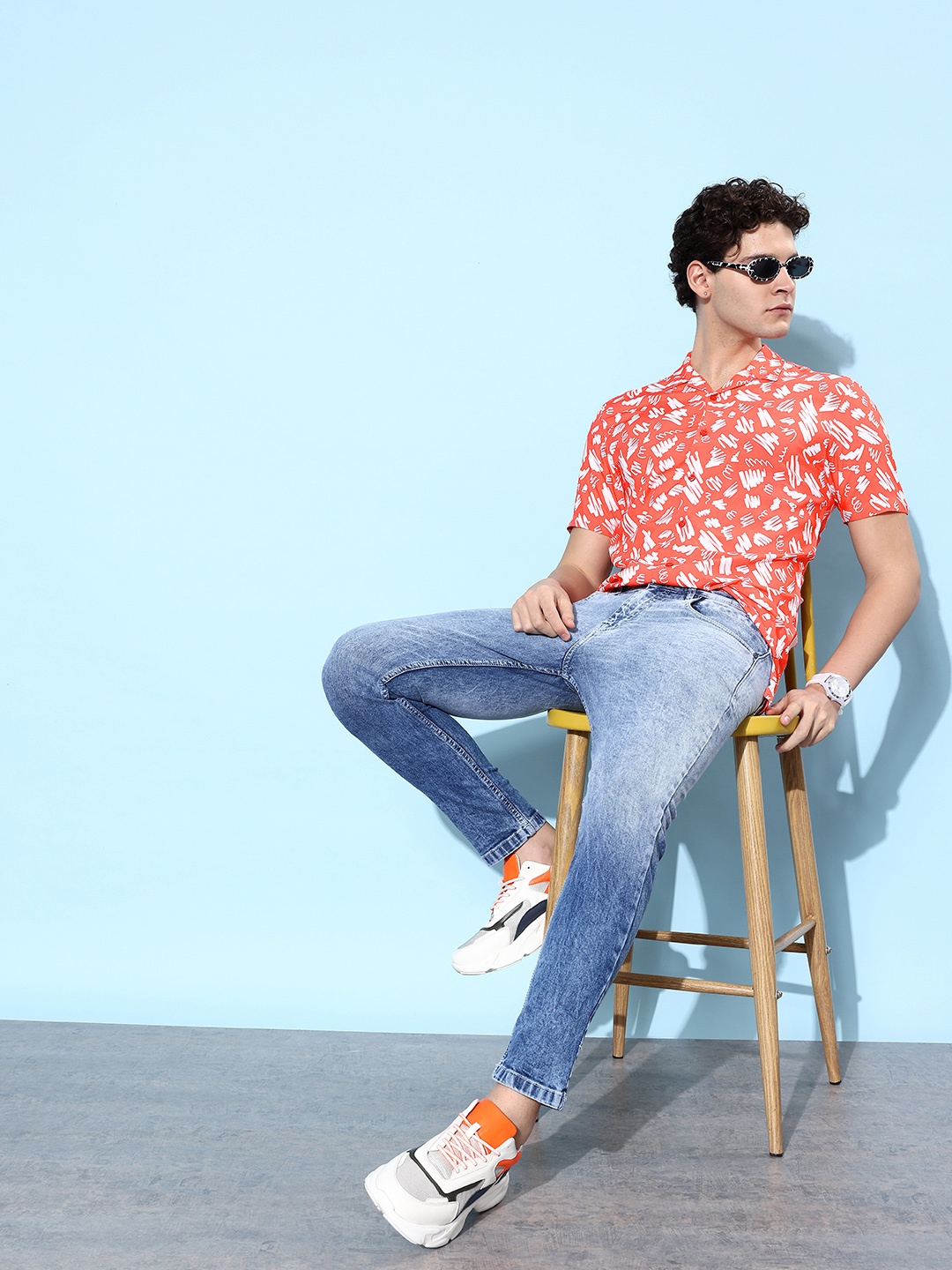 

Mast & Harbour Coral Red Abstract Printed Resort Fantasy Casual Shirt
