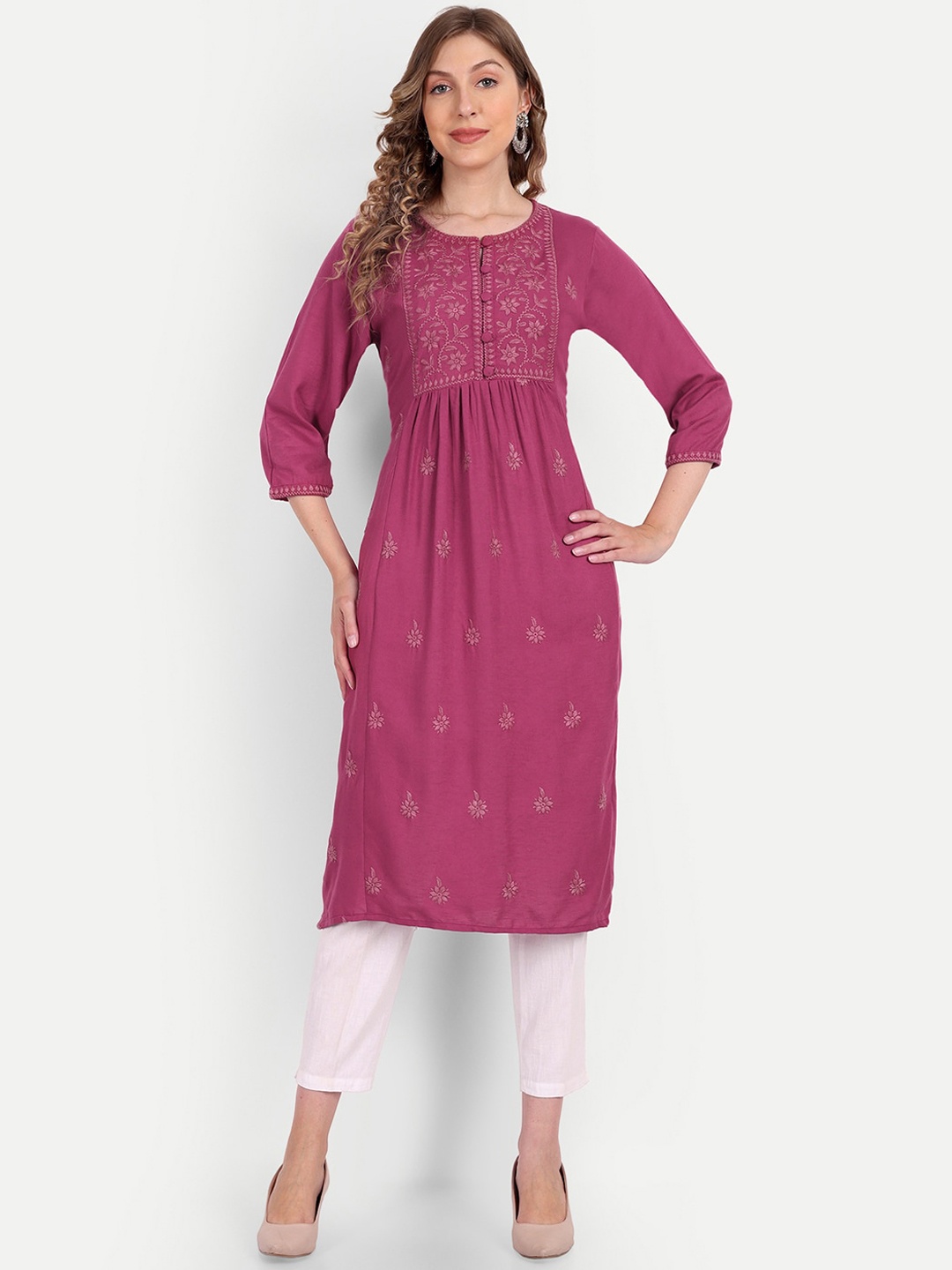 

NH KAPDEWALA Women Floral Embroidered Thread Work Cotton Kurta, Pink