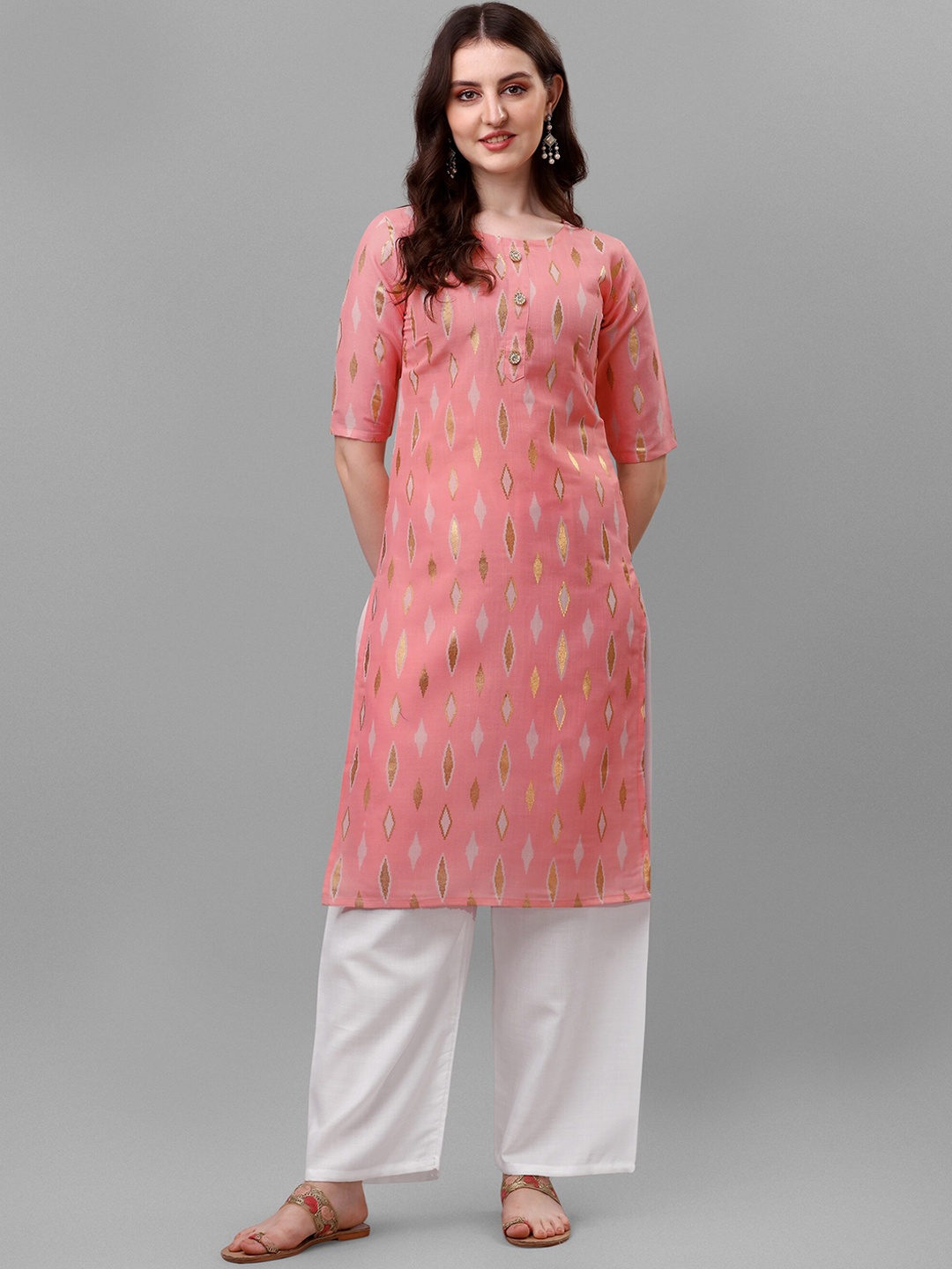 

KALINI Women Geometric Foil Printed Kurta with Trousers, Peach
