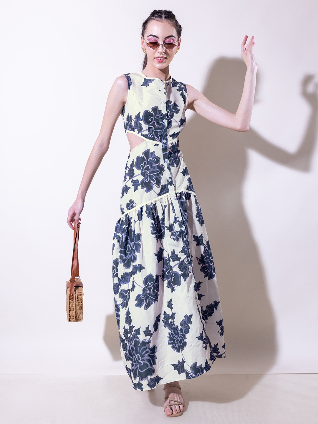 

Stylecast X Hersheinbox Floral Print Cut-Out Pure Cotton Maxi Dress, Cream