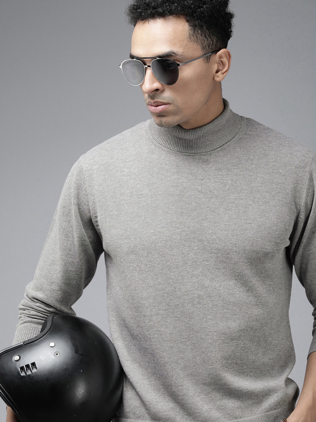 

Roadster Solid Pullover, Grey