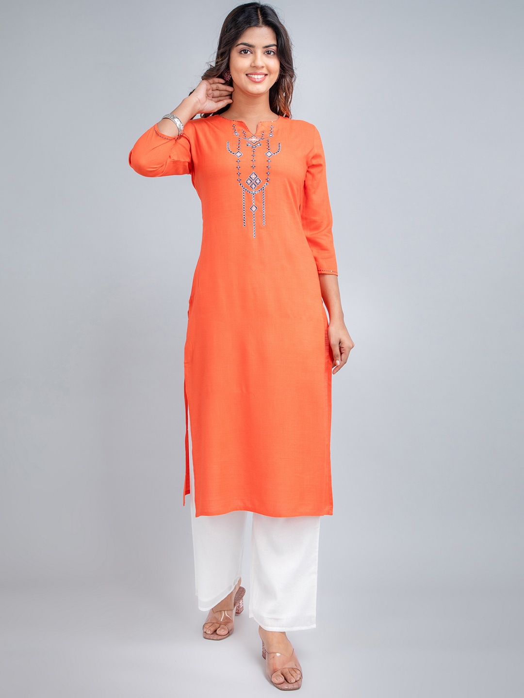 

fabGLOBAL Ethnic Motifs Yoke Design Thread Work Kurta, Orange