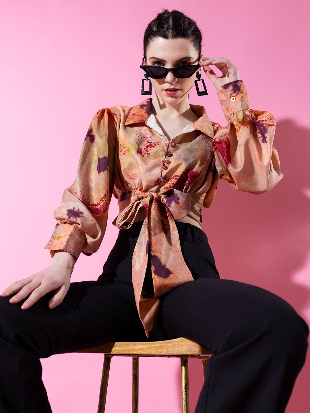 

Stylecast X Hersheinbox Abstract Print Puff Sleeve Shirt Style Crop Top, Beige