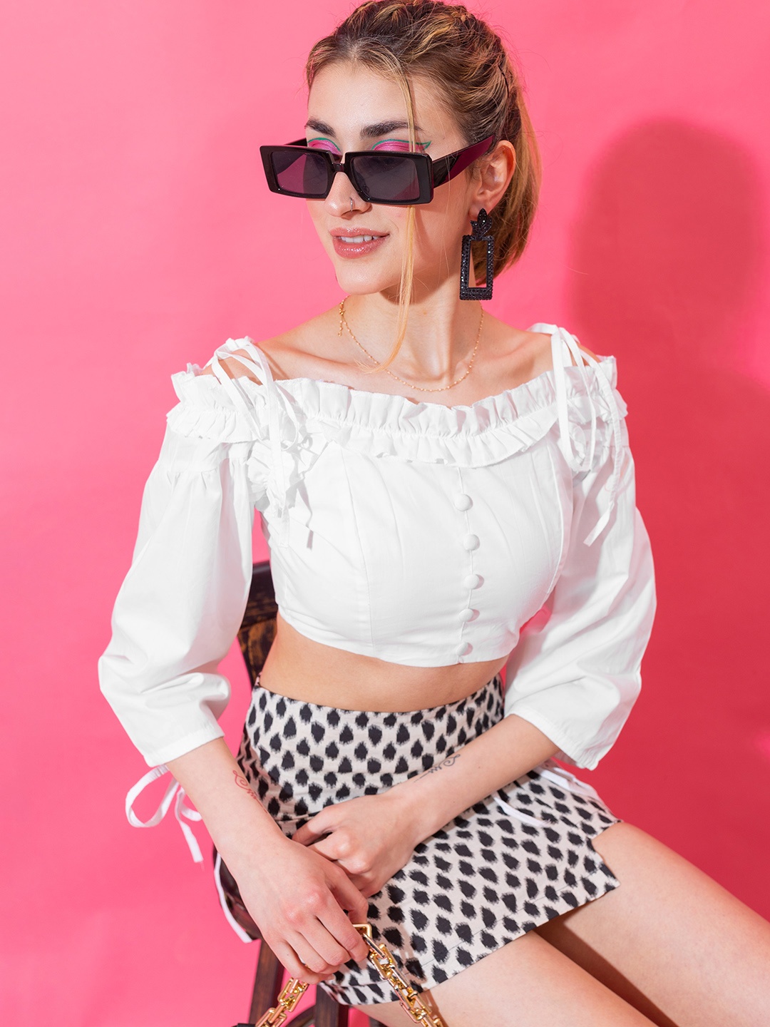 

Stylecast X Hersheinbox Cold-Shoulder Cotton Crop Top, White