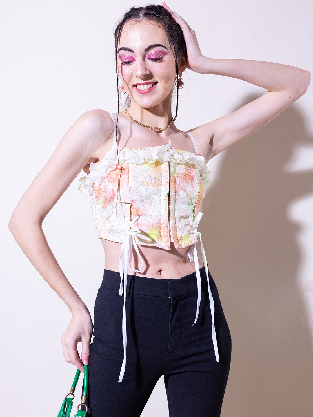 

Stylecast X Hersheinbox Floral Print Ruffles Crop Top, White