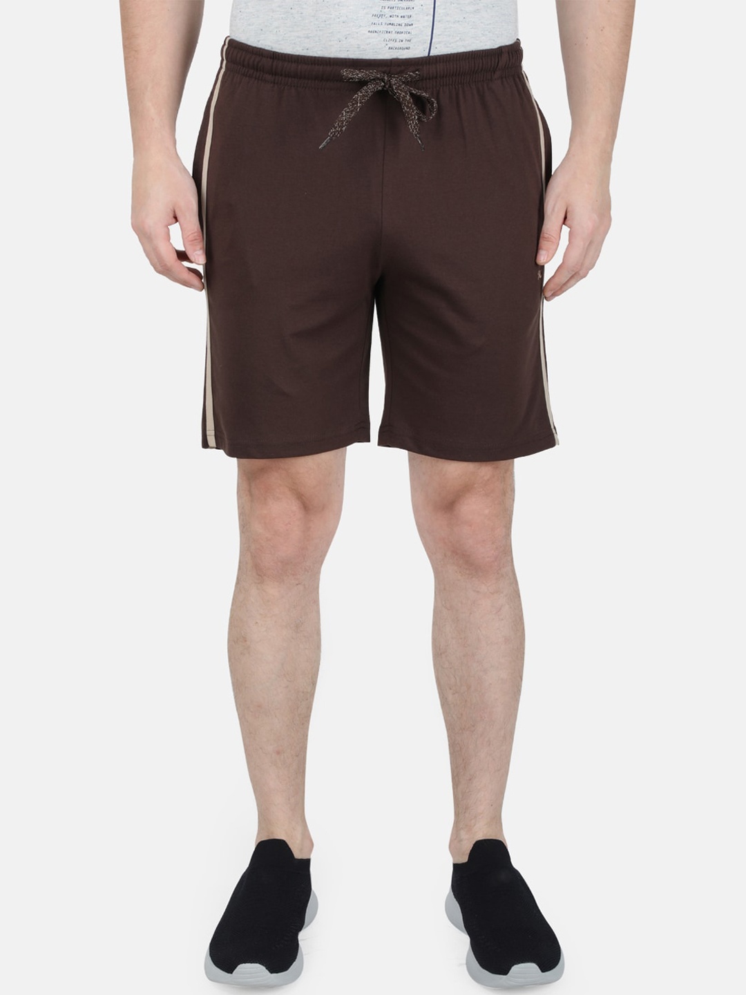 

Monte Carlo Men Regular Cotton Shorts, Coffee brown