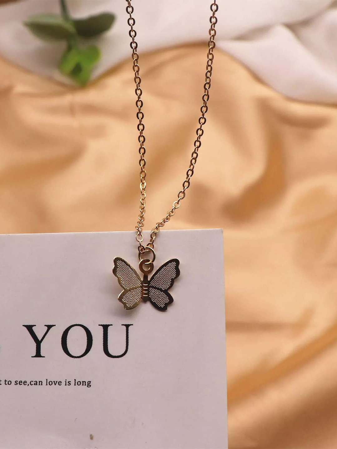 

Pinapes Gold-Plated Butterfly Pendant Necklace