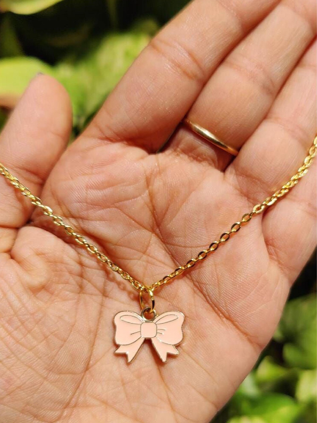 

Pinapes Gold-Plated Enamelled Necklace