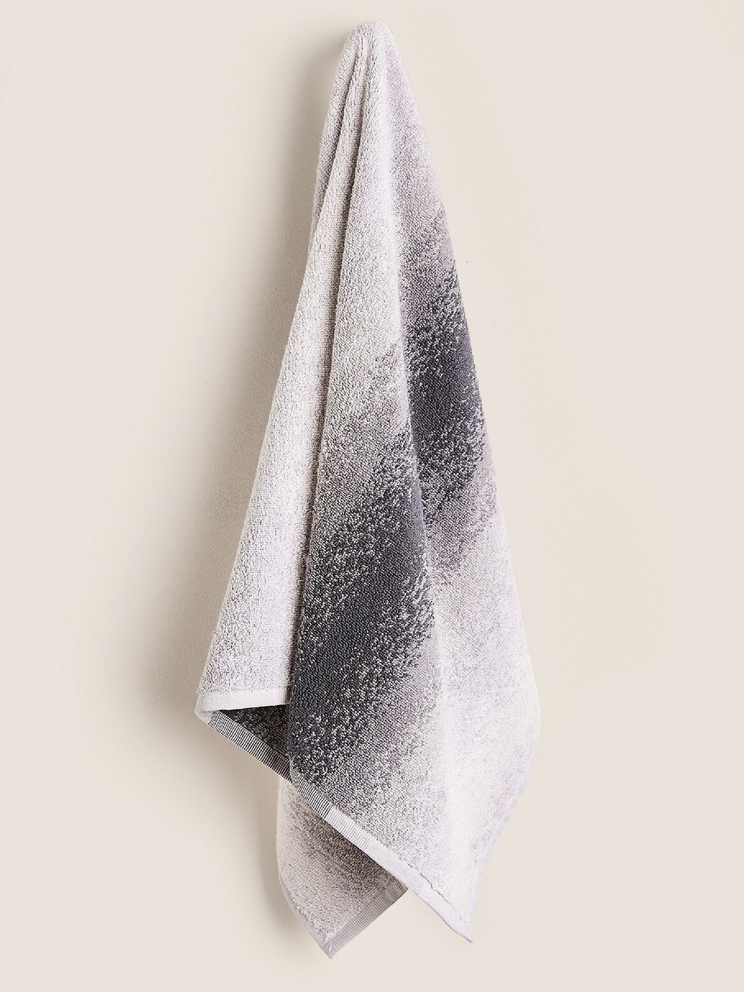 

Marks & Spencer White & Grey Ombre 550 GSM Pure Cotton Hand Towel