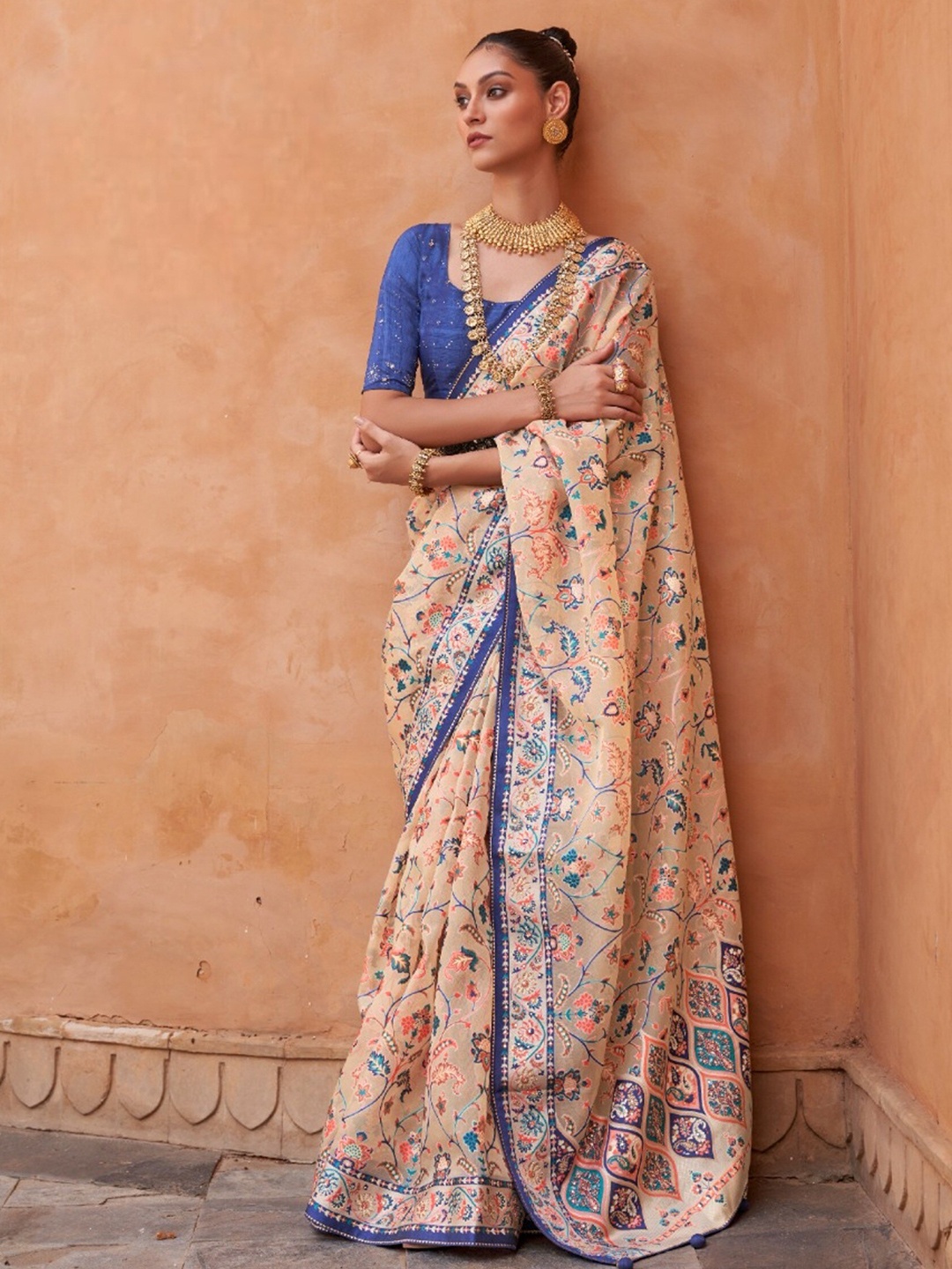 

Mitera Floral Tissue Patola Saree, Blue